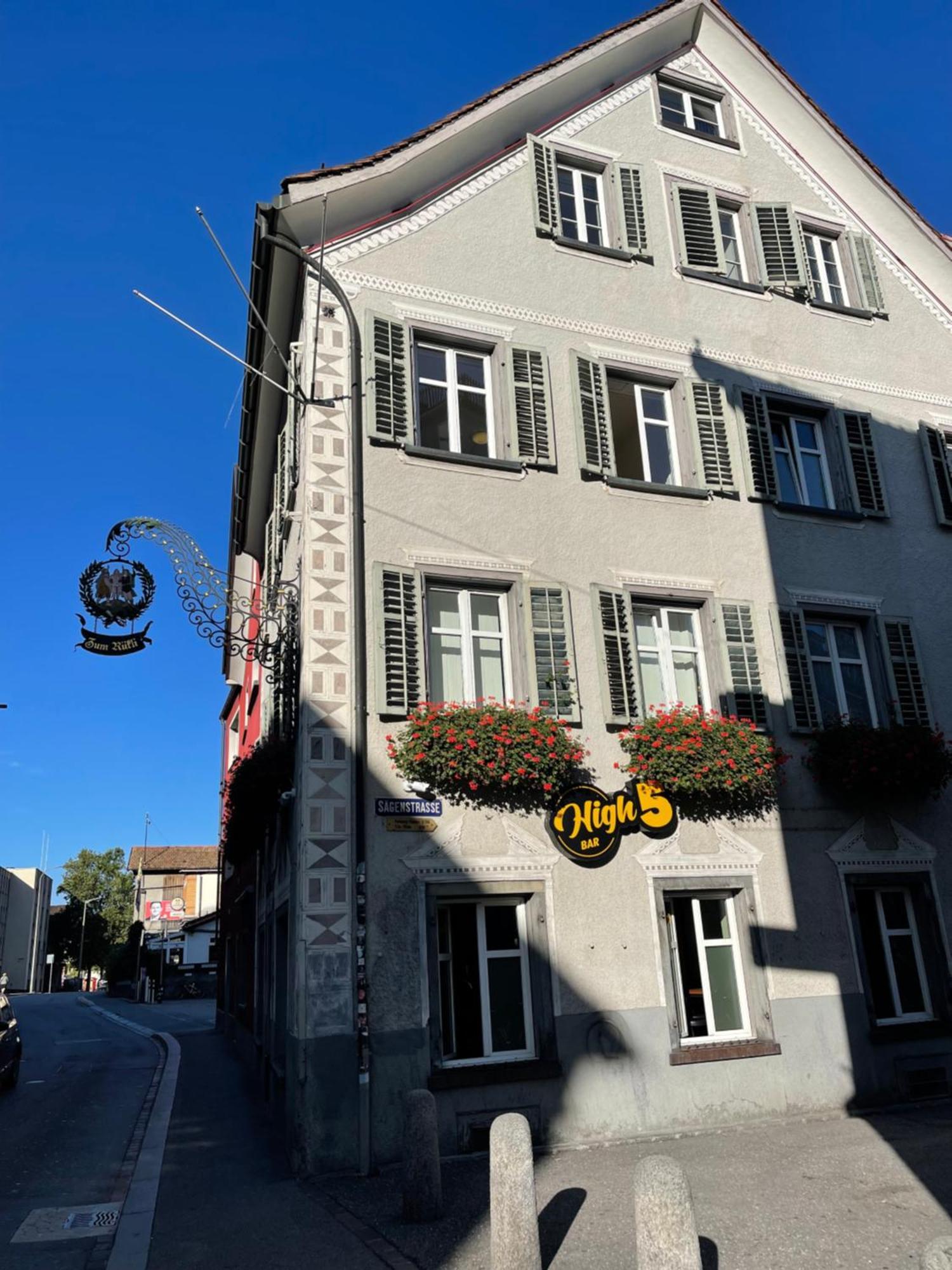 Haus Zum Ruetli Apartment Chur Bagian luar foto