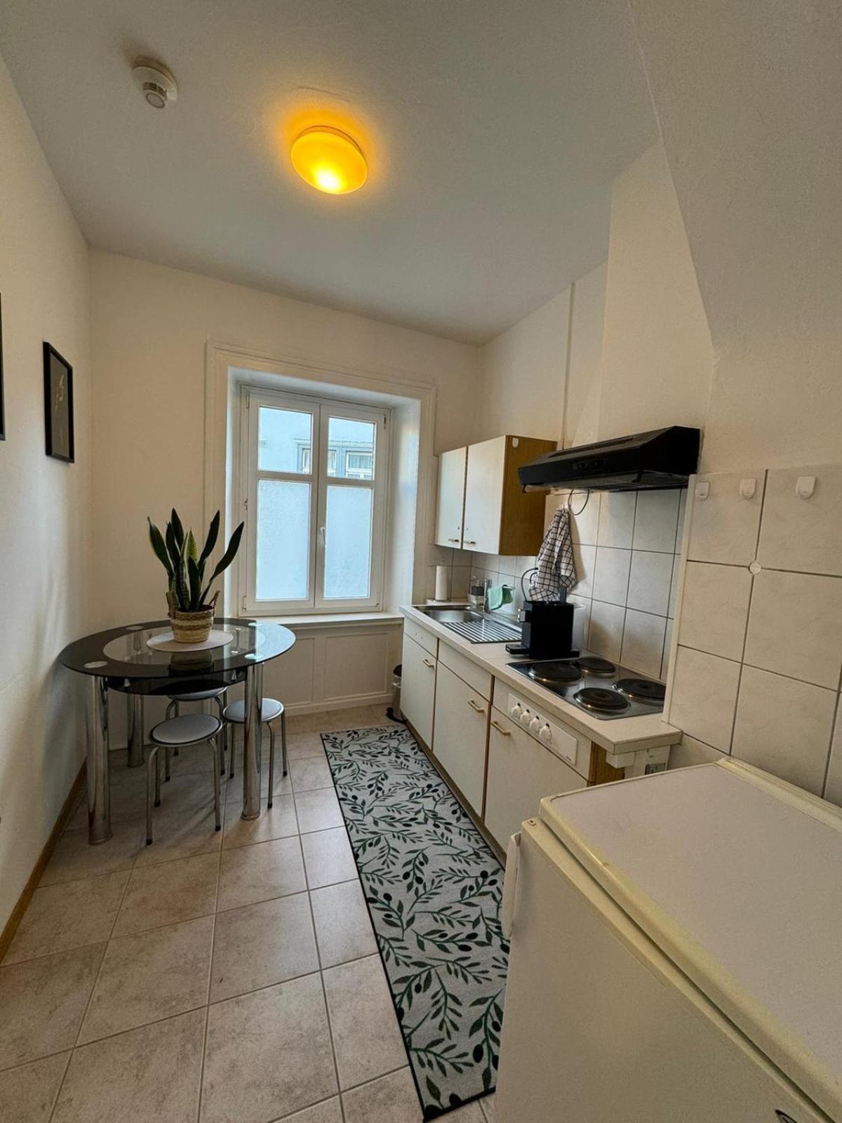 Haus Zum Ruetli Apartment Chur Bagian luar foto