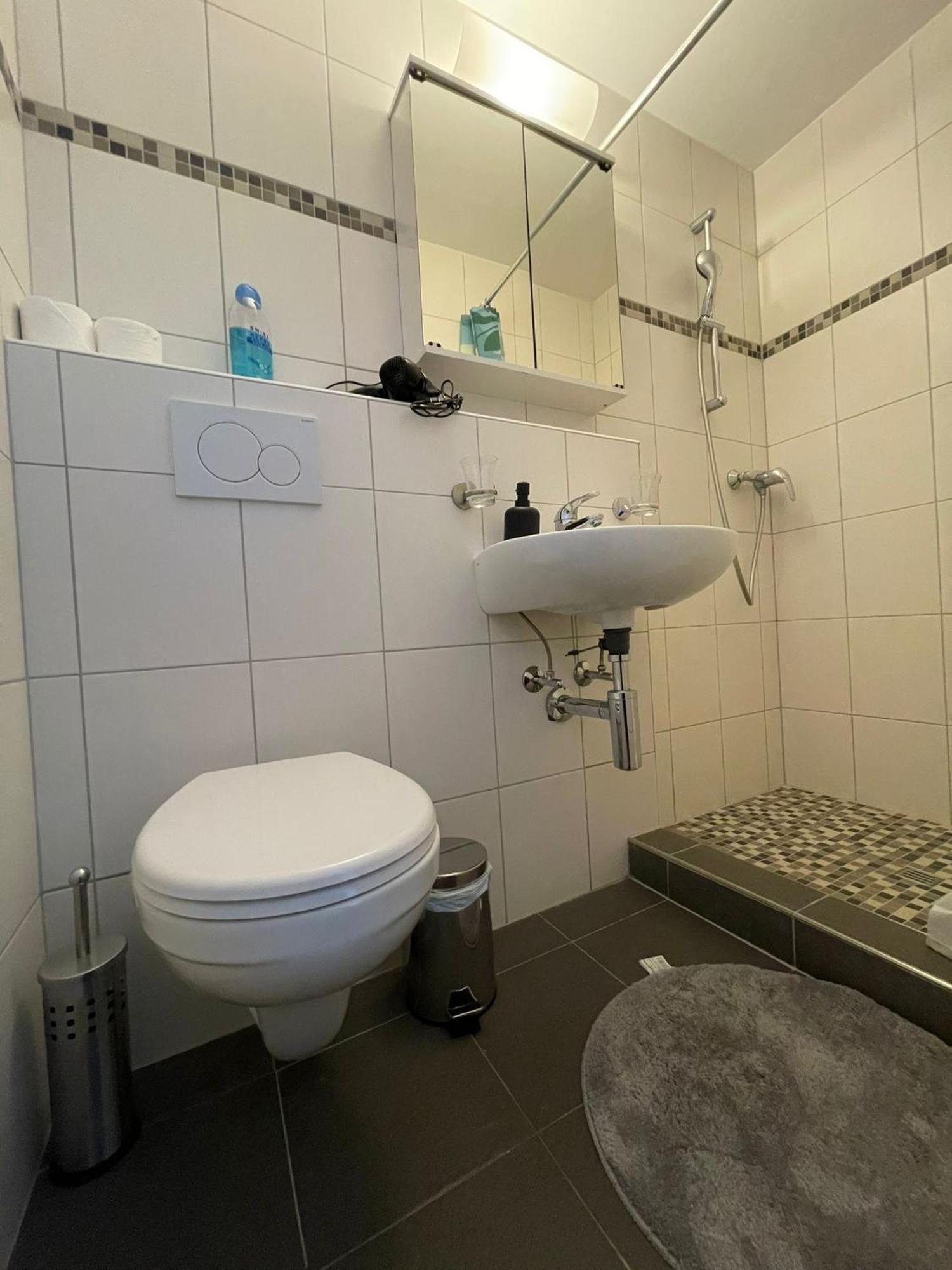 Haus Zum Ruetli Apartment Chur Bagian luar foto