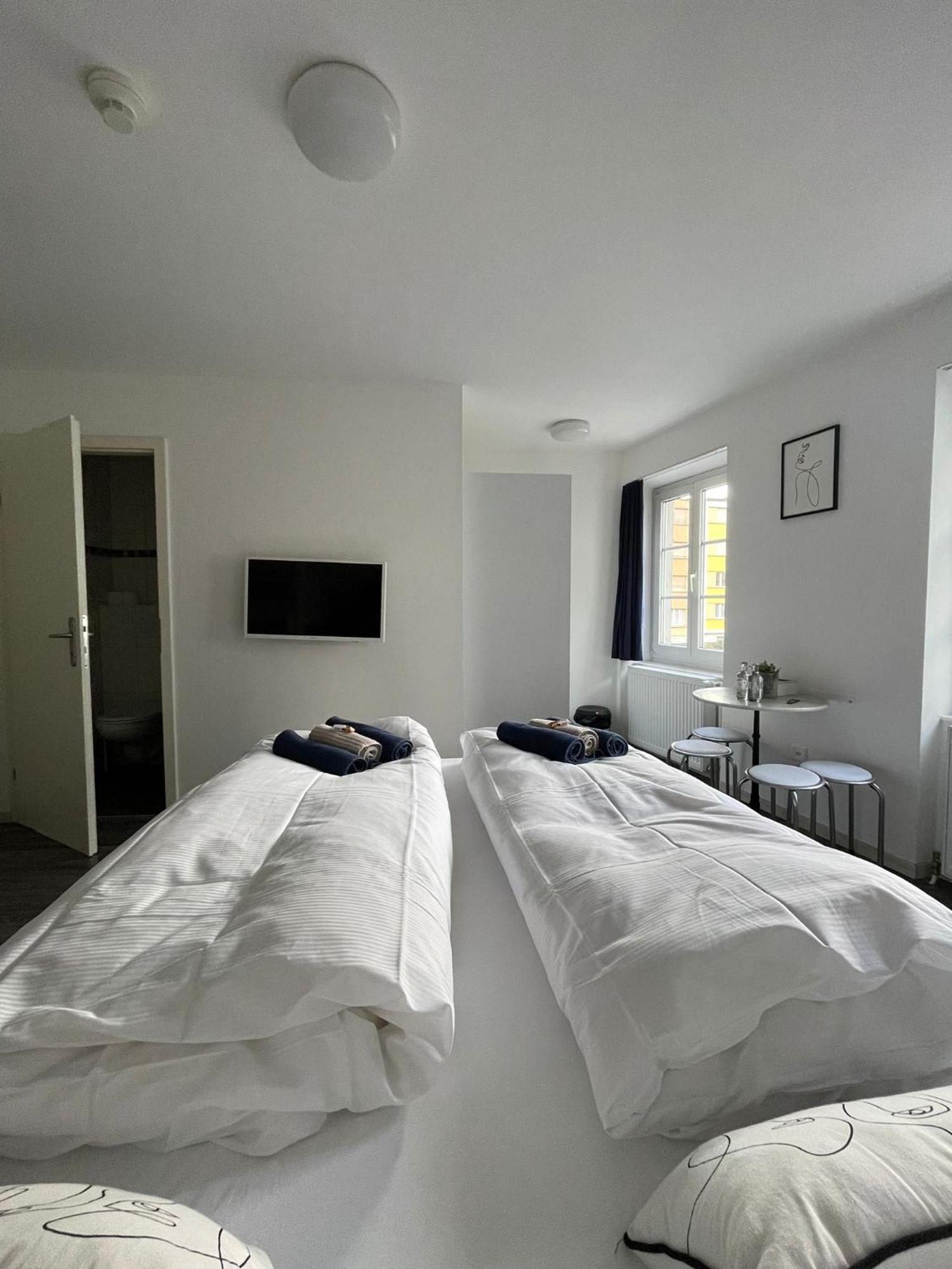 Haus Zum Ruetli Apartment Chur Bagian luar foto
