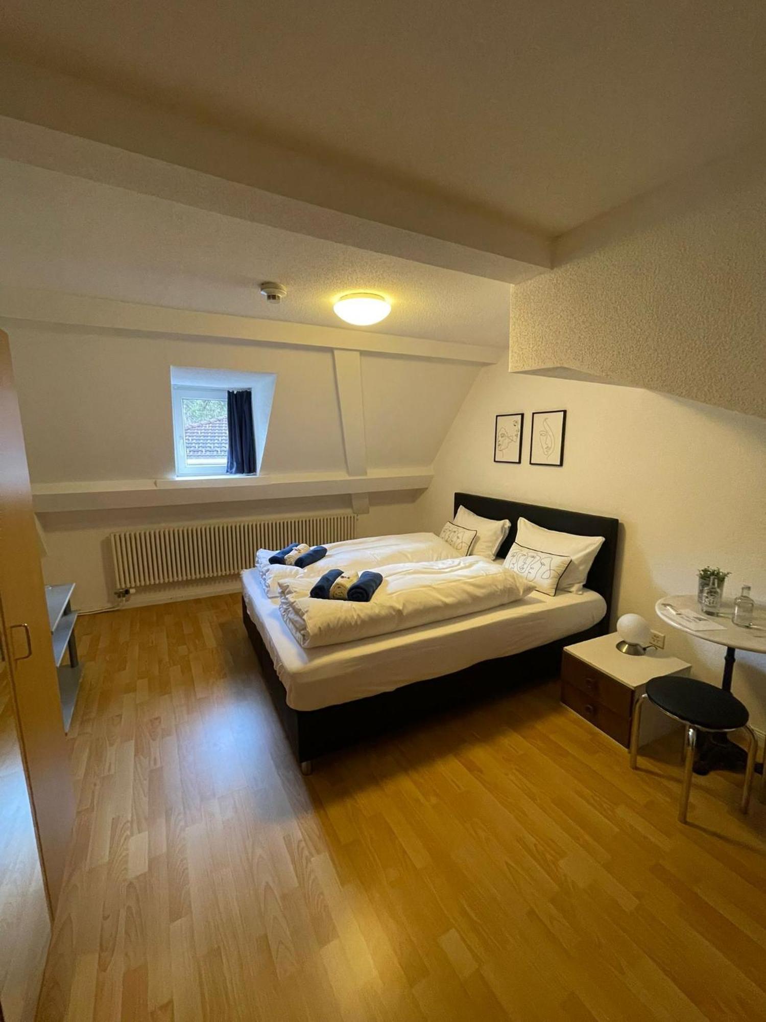 Haus Zum Ruetli Apartment Chur Bagian luar foto