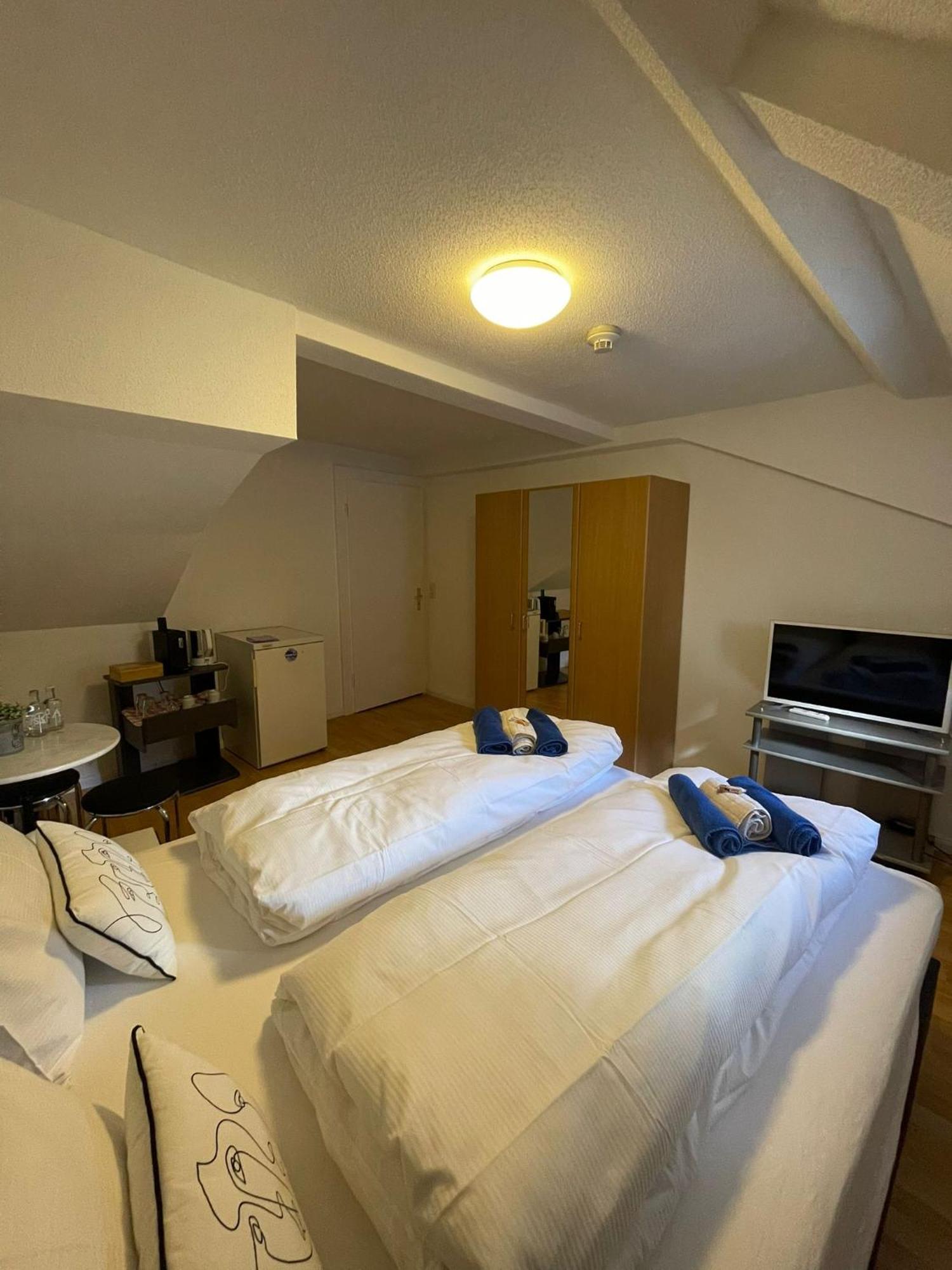 Haus Zum Ruetli Apartment Chur Bagian luar foto